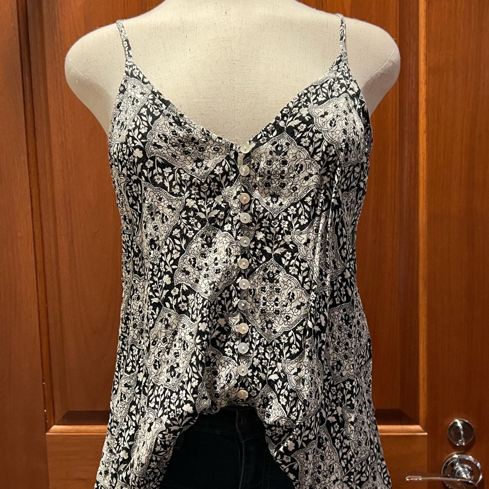 LOVESTITCH Tank 💖 EUC 💖 RARE
